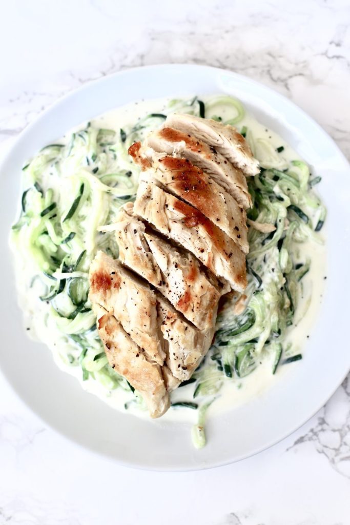 zoodles-chicken-alfredo-keto
