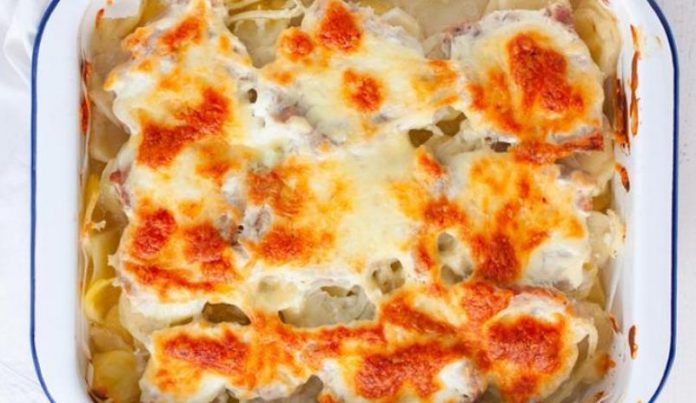 Huevos rellenos con carne Huevos Rellenos con Carne Low Carb