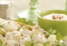 Ensalada Fácil de palta, palmitos y huevo duro con aderezo de mostaza ensalada-palmitos